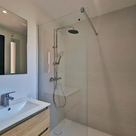 T4 Neuf, Hyper Calme, Vue Superbe Sur & Vignes, Clim Apartment *