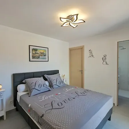 Apartment T4 Neuf, Hyper Calme, Vue Superbe Sur & Vignes, Clim *
